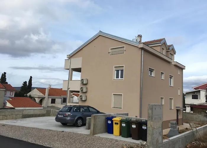 In With Sea View, Terrace, Air Conditioning, W-lan 4534-2 * Punat
